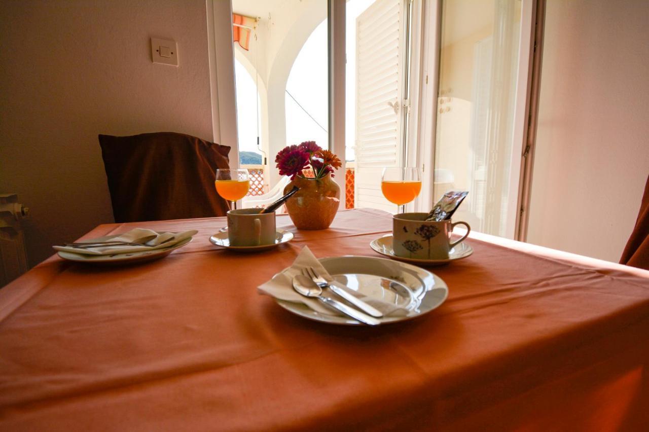 Apartmani Jasmina Supetarska Draga Exterior foto